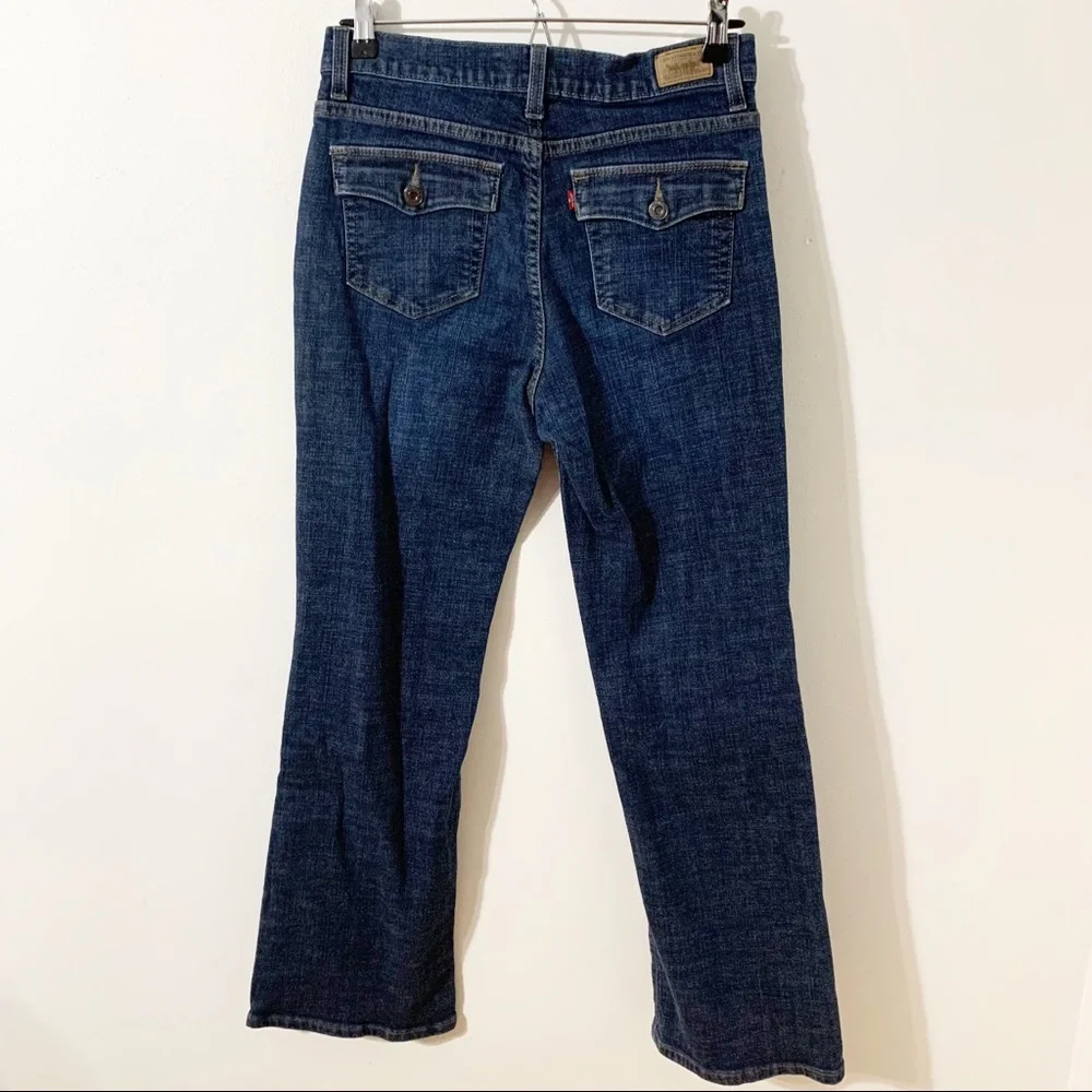 Levi’s Perfectly Slimming Boot Cut 512 Denim Jeans Dark Wash Back Flap Pockets